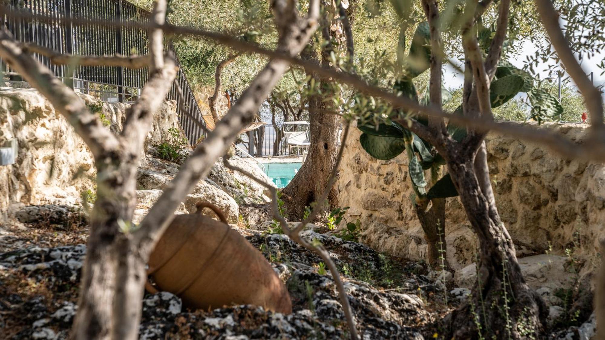 Roba Degli Ulivi Bed & Breakfast Agrigento Exterior photo