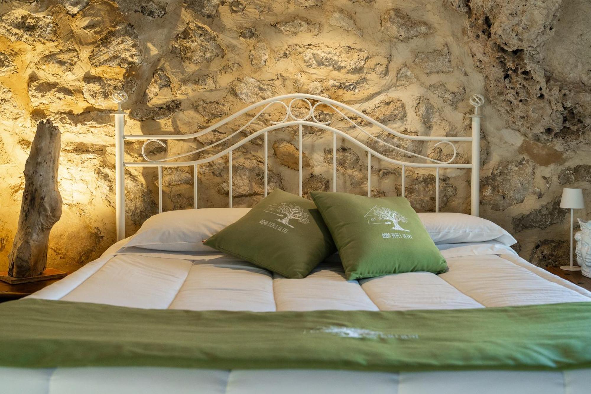 Roba Degli Ulivi Bed & Breakfast Agrigento Exterior photo