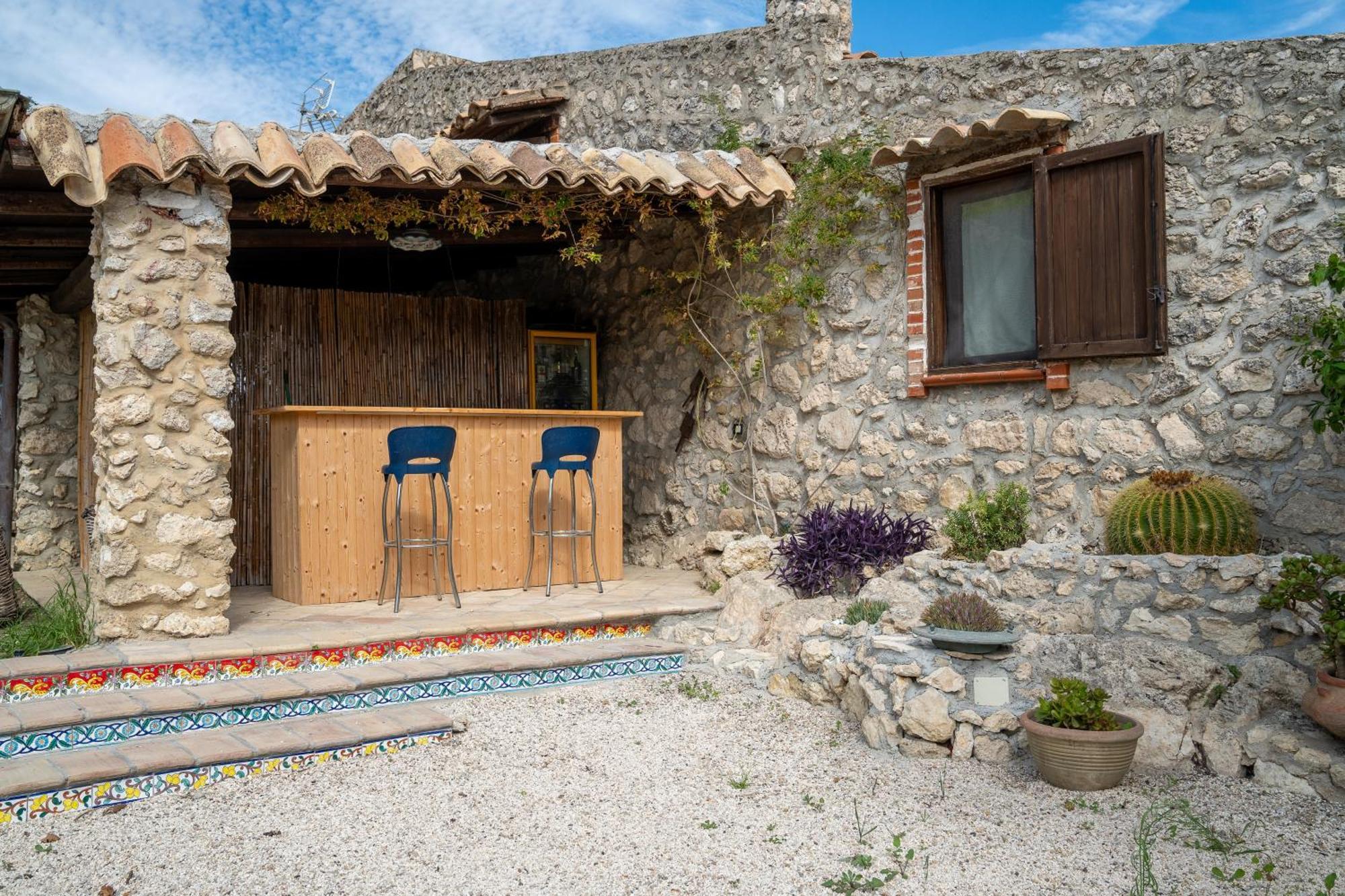 Roba Degli Ulivi Bed & Breakfast Agrigento Exterior photo