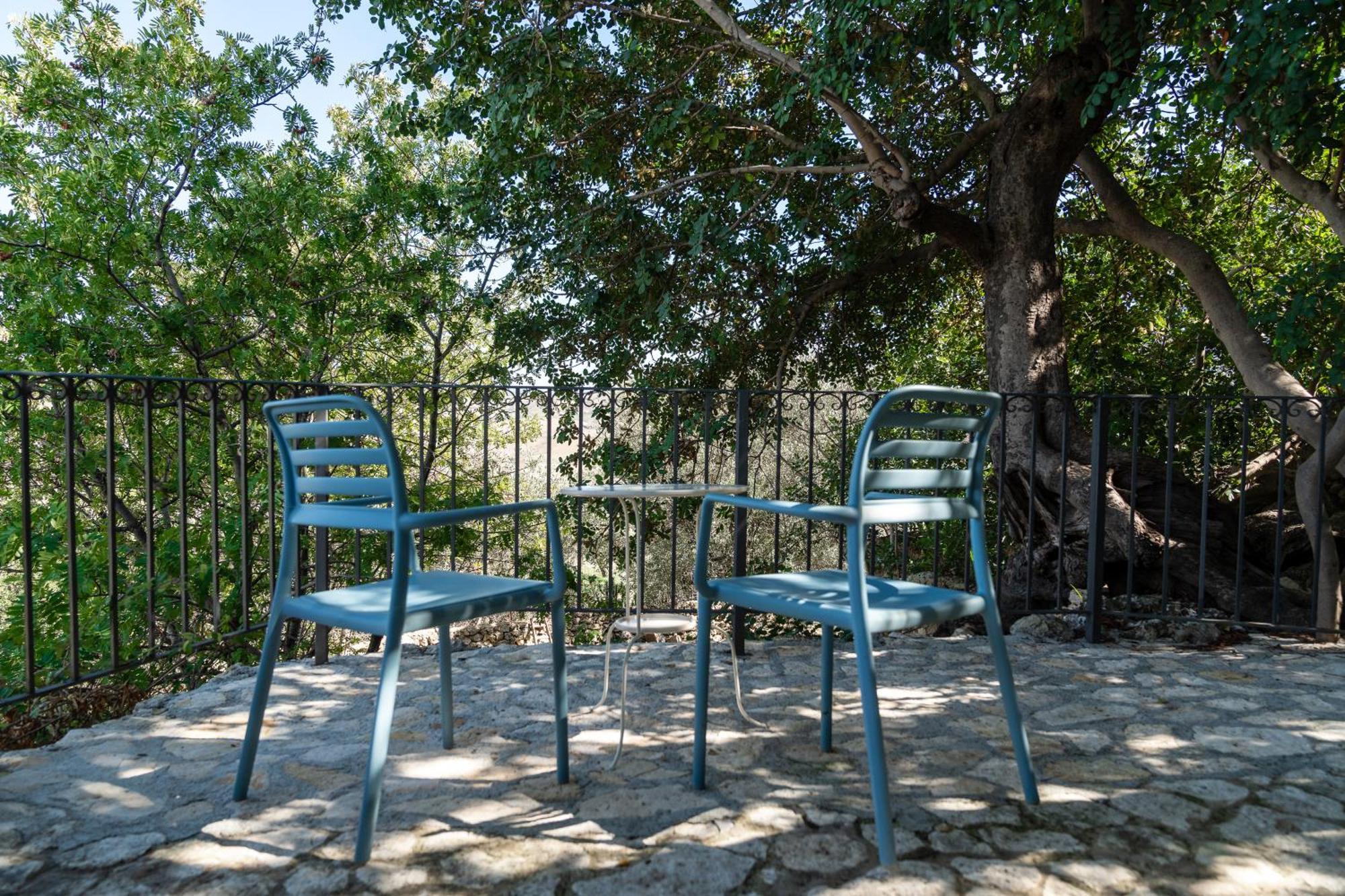 Roba Degli Ulivi Bed & Breakfast Agrigento Exterior photo