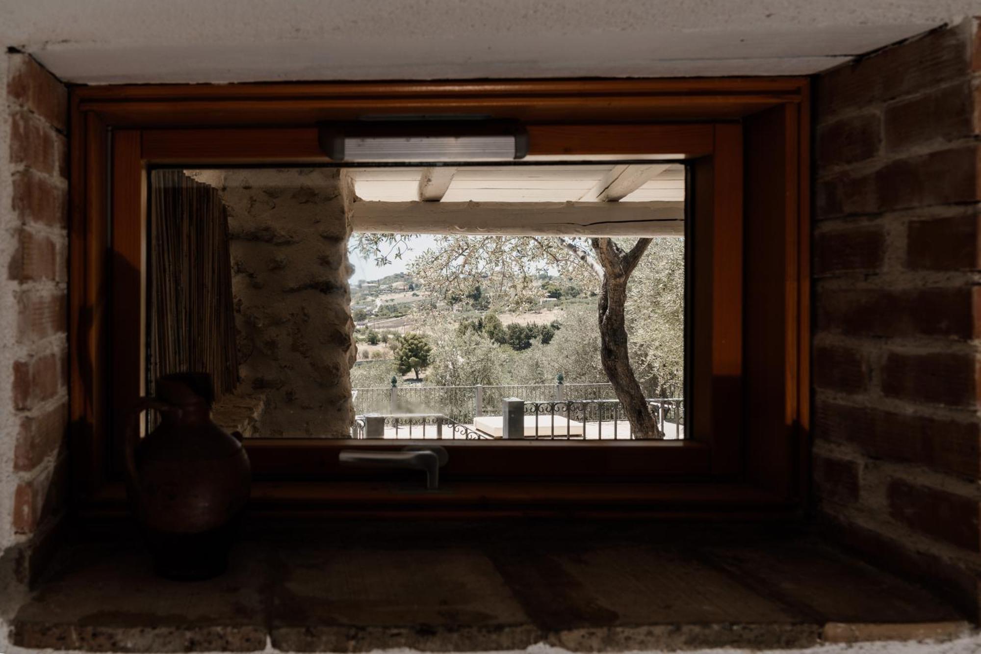 Roba Degli Ulivi Bed & Breakfast Agrigento Exterior photo