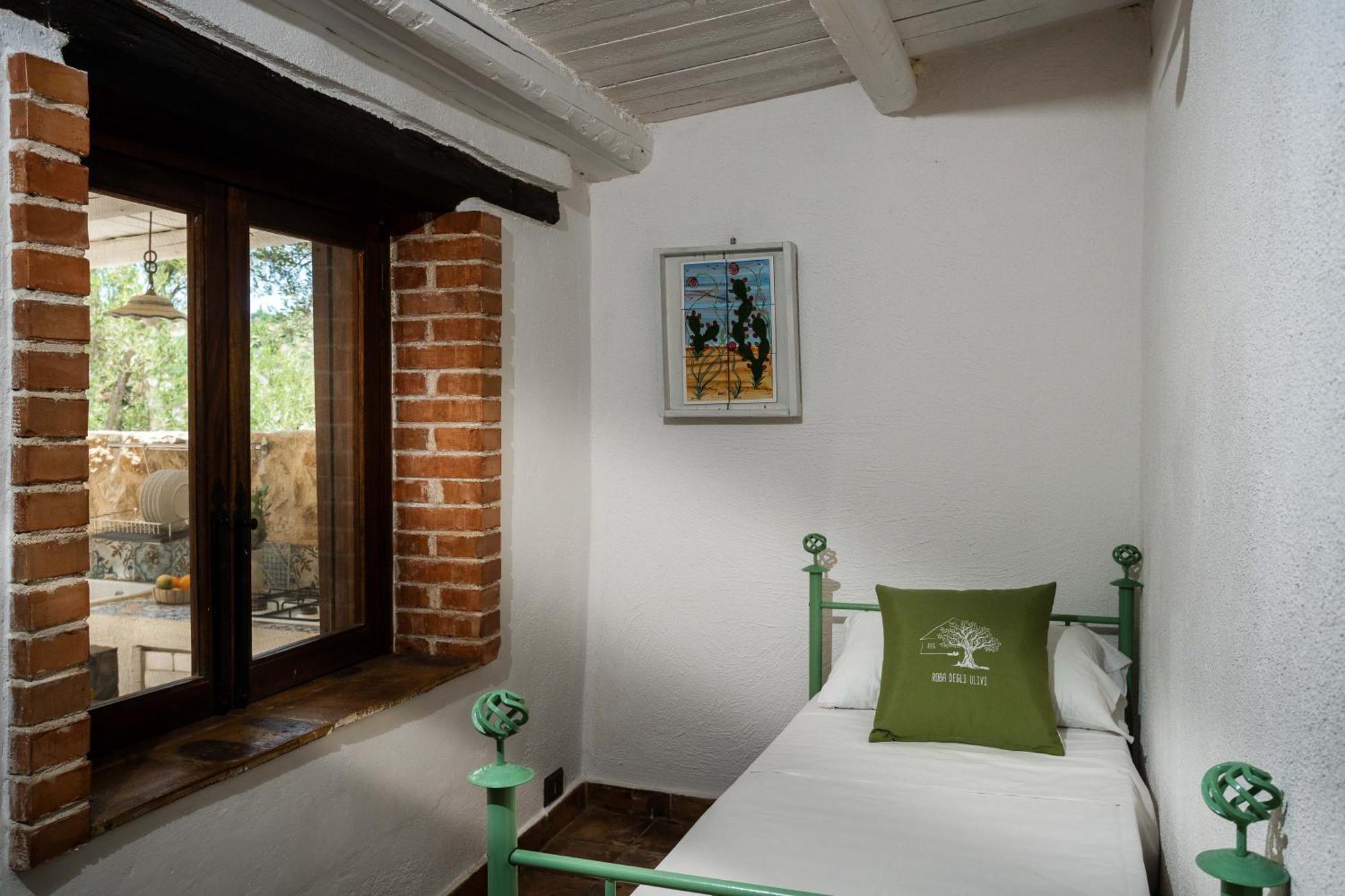 Roba Degli Ulivi Bed & Breakfast Agrigento Exterior photo